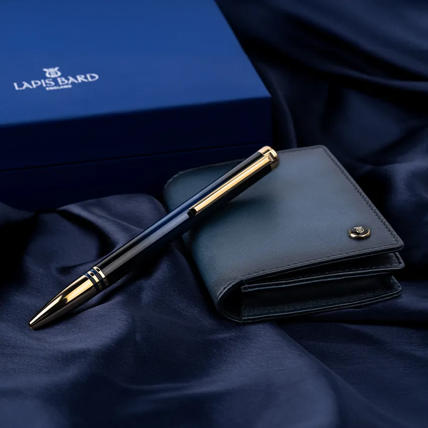 WP34126_b lapis bard giftset